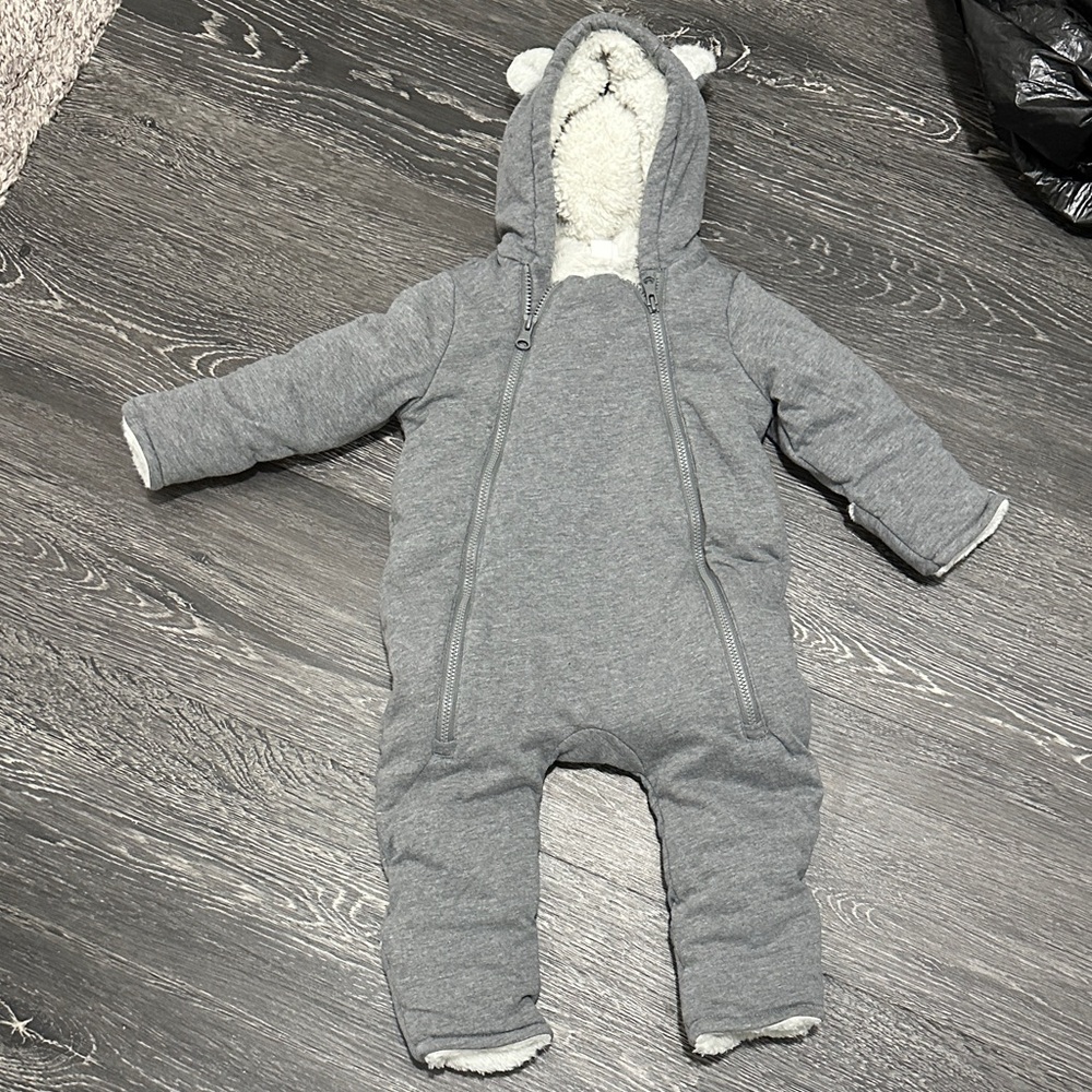 GAP Gray Hooded Kids‎ Footie